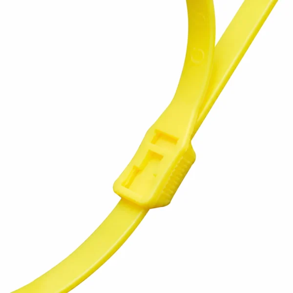 Close-up of reverse type nylon cable tie featuring smooth inner surface and external tooth locking mechanism